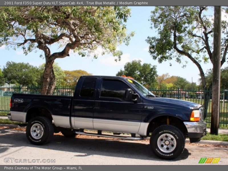 True Blue Metallic / Medium Graphite 2001 Ford F350 Super Duty XLT SuperCab 4x4