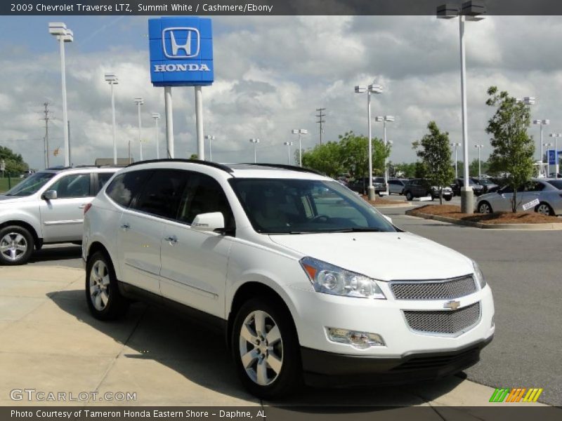 Summit White / Cashmere/Ebony 2009 Chevrolet Traverse LTZ