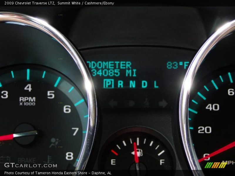 Summit White / Cashmere/Ebony 2009 Chevrolet Traverse LTZ