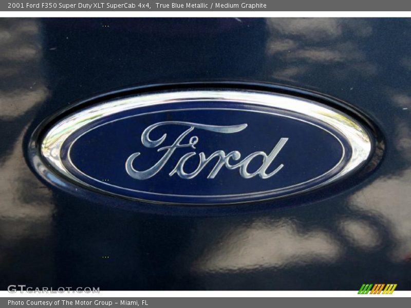 True Blue Metallic / Medium Graphite 2001 Ford F350 Super Duty XLT SuperCab 4x4