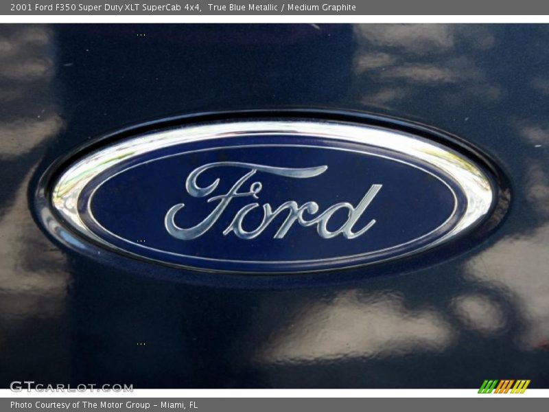 True Blue Metallic / Medium Graphite 2001 Ford F350 Super Duty XLT SuperCab 4x4