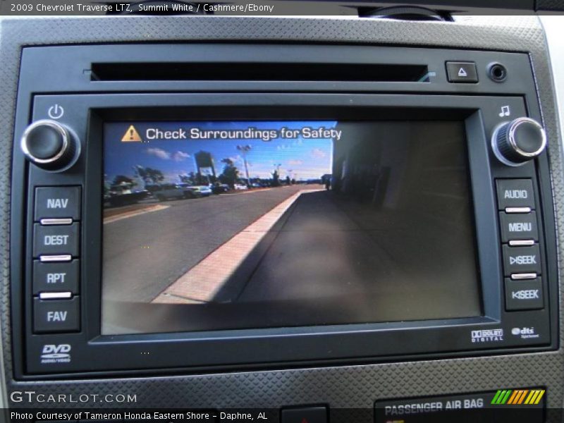 Summit White / Cashmere/Ebony 2009 Chevrolet Traverse LTZ