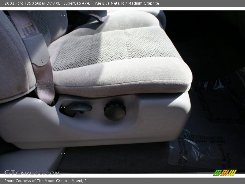 True Blue Metallic / Medium Graphite 2001 Ford F350 Super Duty XLT SuperCab 4x4