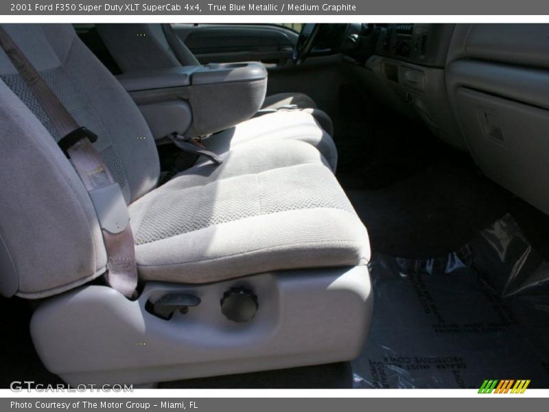 True Blue Metallic / Medium Graphite 2001 Ford F350 Super Duty XLT SuperCab 4x4