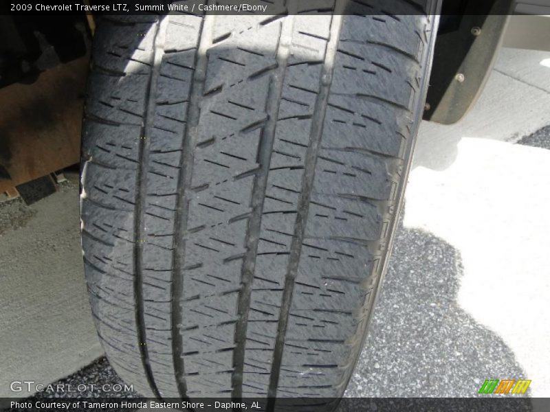 Summit White / Cashmere/Ebony 2009 Chevrolet Traverse LTZ