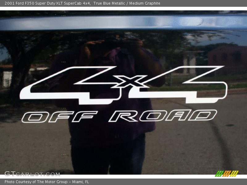 True Blue Metallic / Medium Graphite 2001 Ford F350 Super Duty XLT SuperCab 4x4