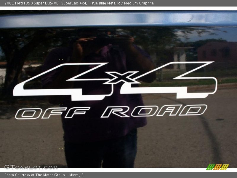 True Blue Metallic / Medium Graphite 2001 Ford F350 Super Duty XLT SuperCab 4x4