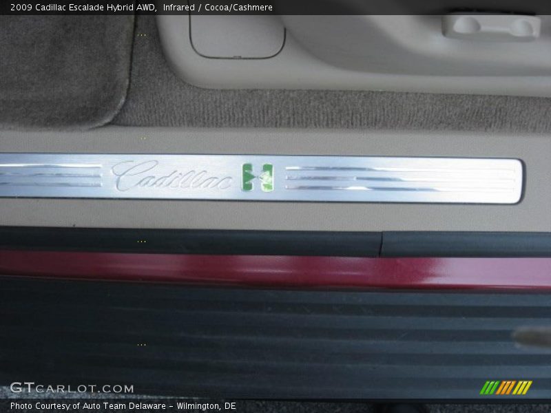  2009 Escalade Hybrid AWD Logo