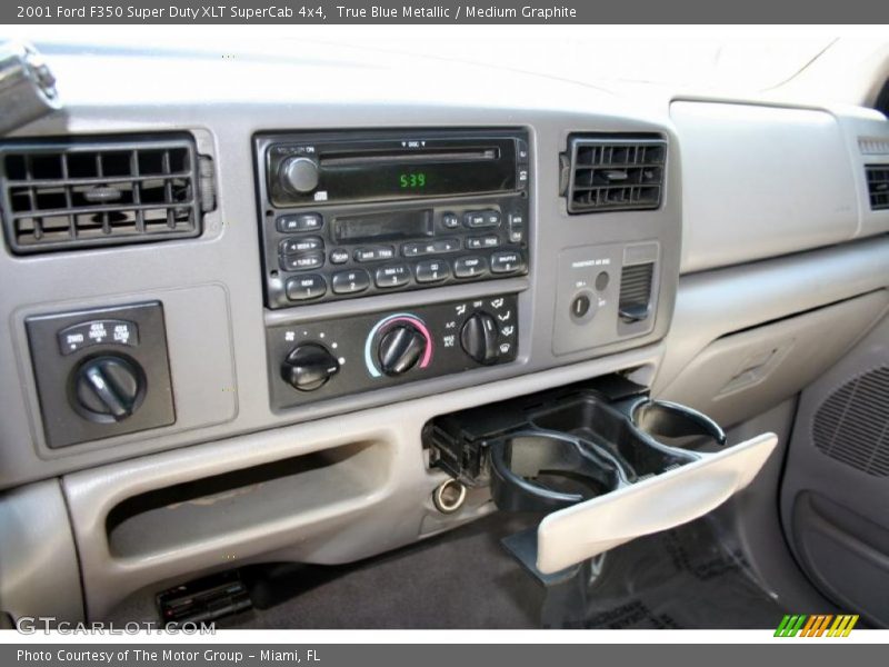 True Blue Metallic / Medium Graphite 2001 Ford F350 Super Duty XLT SuperCab 4x4