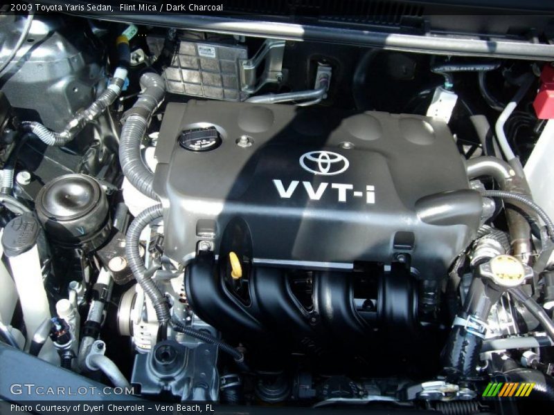 Flint Mica / Dark Charcoal 2009 Toyota Yaris Sedan