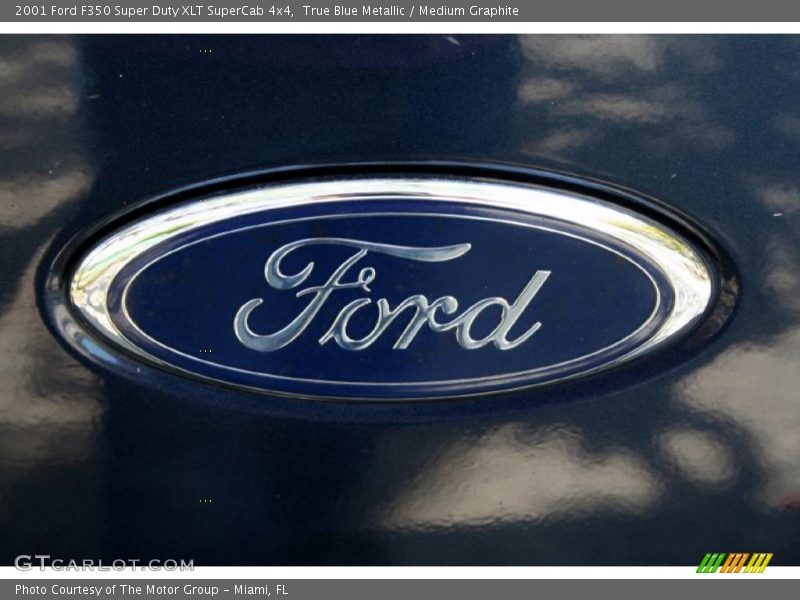 True Blue Metallic / Medium Graphite 2001 Ford F350 Super Duty XLT SuperCab 4x4