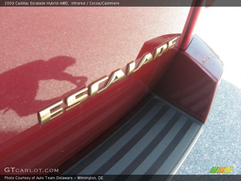  2009 Escalade Hybrid AWD Logo