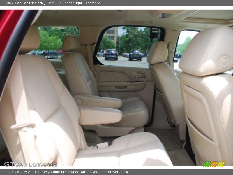 Red-E / Cocoa/Light Cashmere 2007 Cadillac Escalade