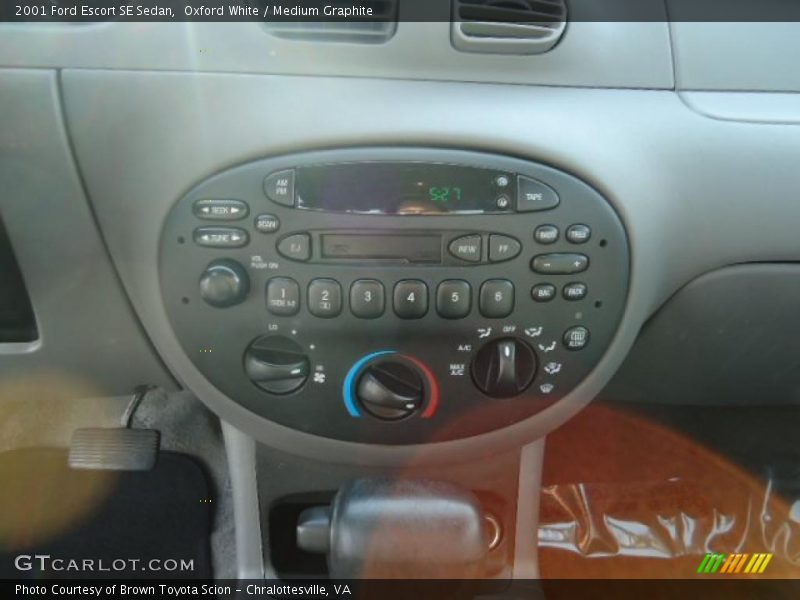 Oxford White / Medium Graphite 2001 Ford Escort SE Sedan