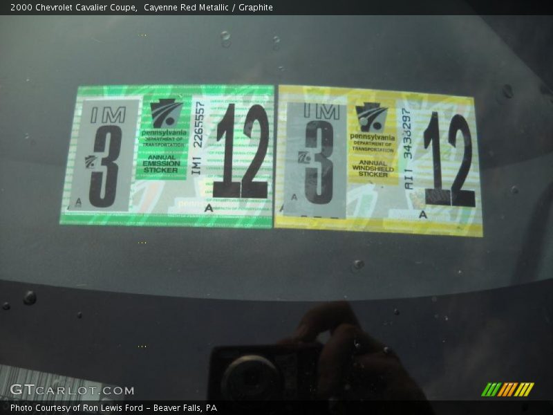 Cayenne Red Metallic / Graphite 2000 Chevrolet Cavalier Coupe