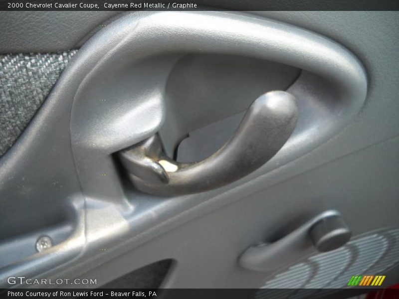 Cayenne Red Metallic / Graphite 2000 Chevrolet Cavalier Coupe