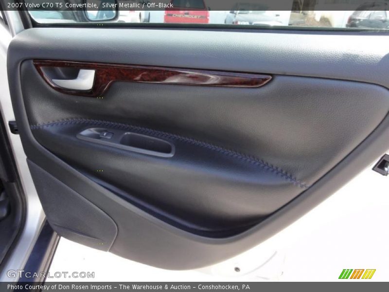 Silver Metallic / Off-Black 2007 Volvo C70 T5 Convertible