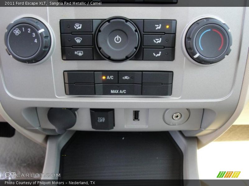 Sangria Red Metallic / Camel 2011 Ford Escape XLT