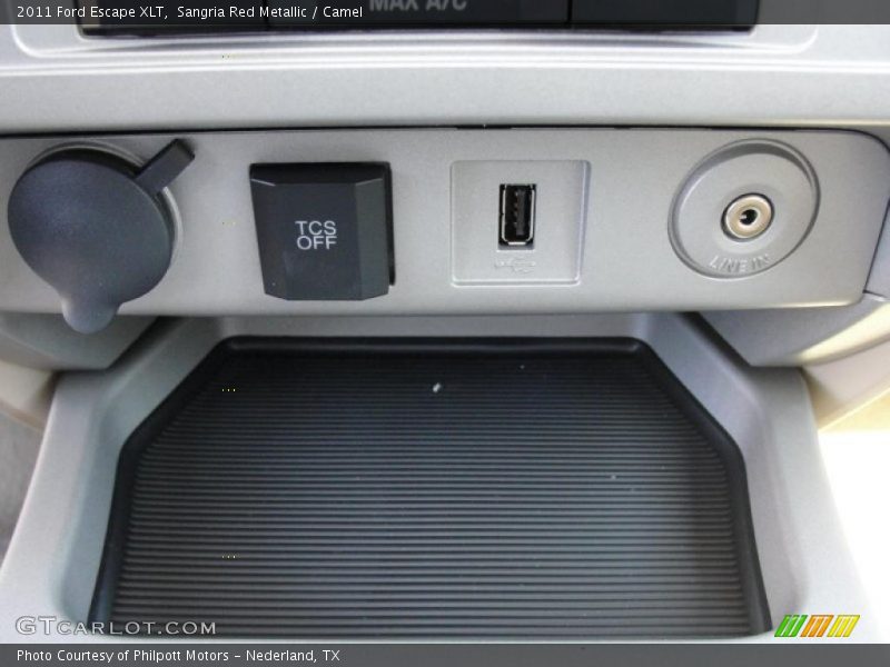 Sangria Red Metallic / Camel 2011 Ford Escape XLT