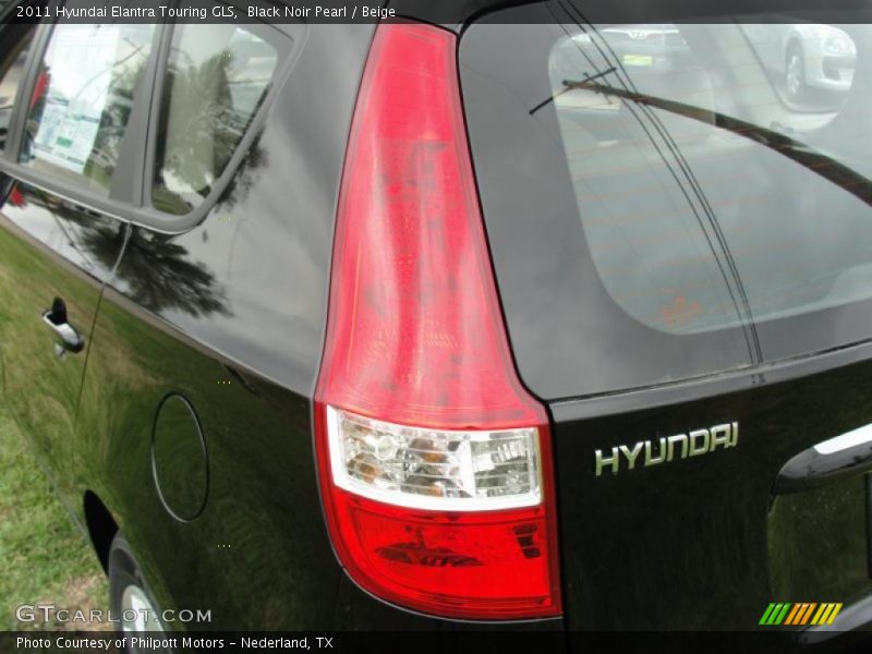 Black Noir Pearl / Beige 2011 Hyundai Elantra Touring GLS