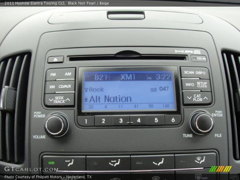 Controls of 2011 Elantra Touring GLS