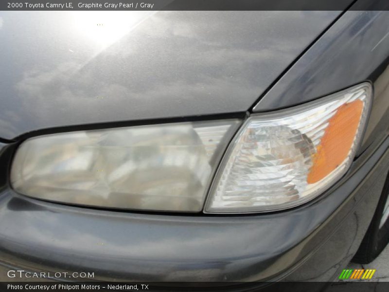 Graphite Gray Pearl / Gray 2000 Toyota Camry LE