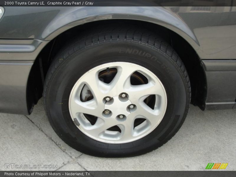Graphite Gray Pearl / Gray 2000 Toyota Camry LE