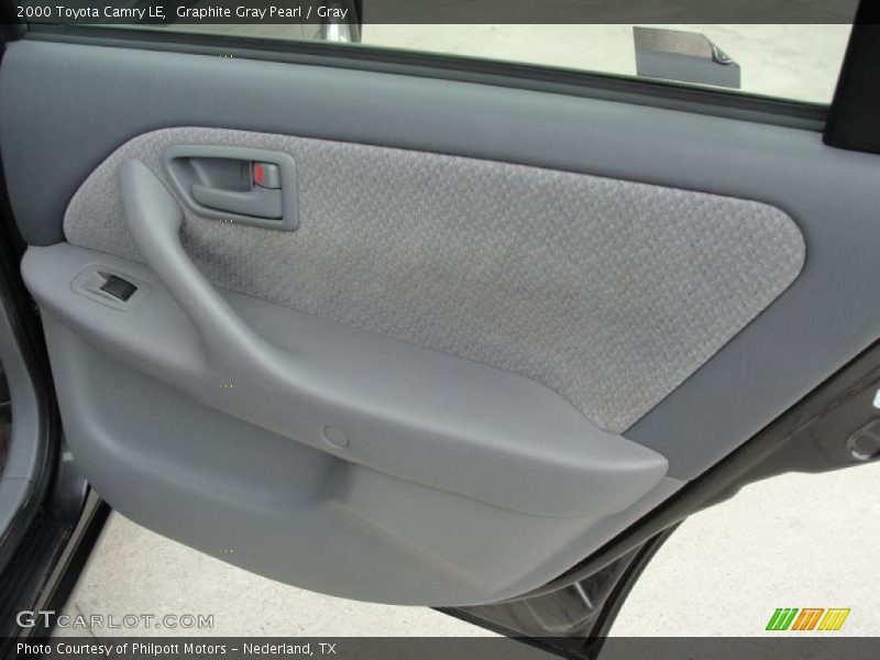 Graphite Gray Pearl / Gray 2000 Toyota Camry LE