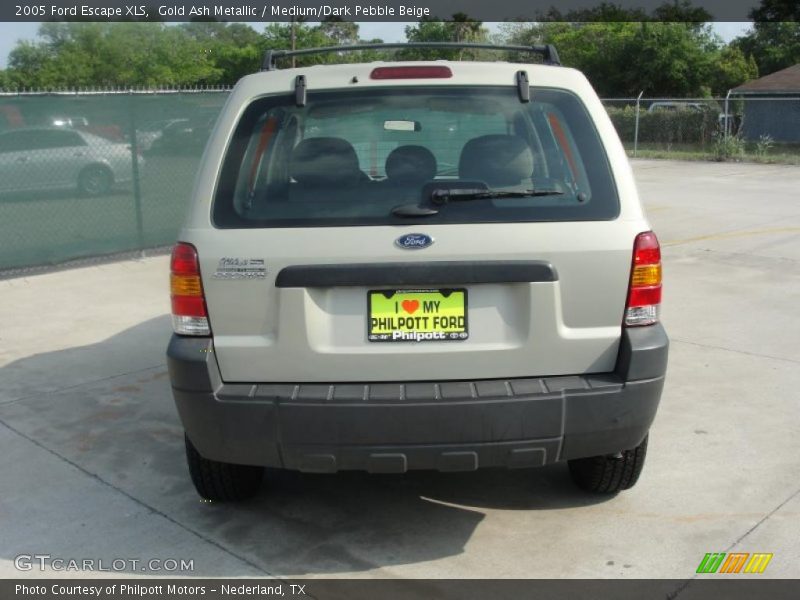 Gold Ash Metallic / Medium/Dark Pebble Beige 2005 Ford Escape XLS