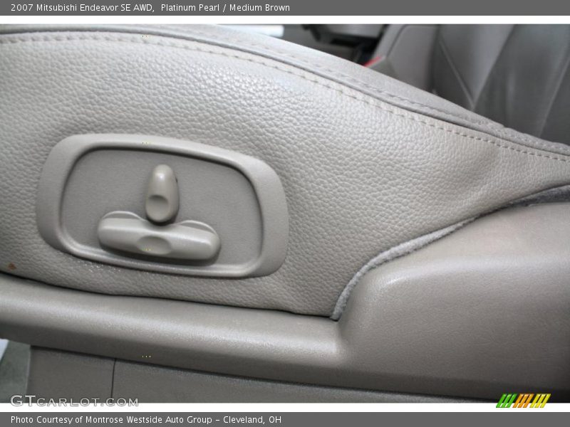 Platinum Pearl / Medium Brown 2007 Mitsubishi Endeavor SE AWD