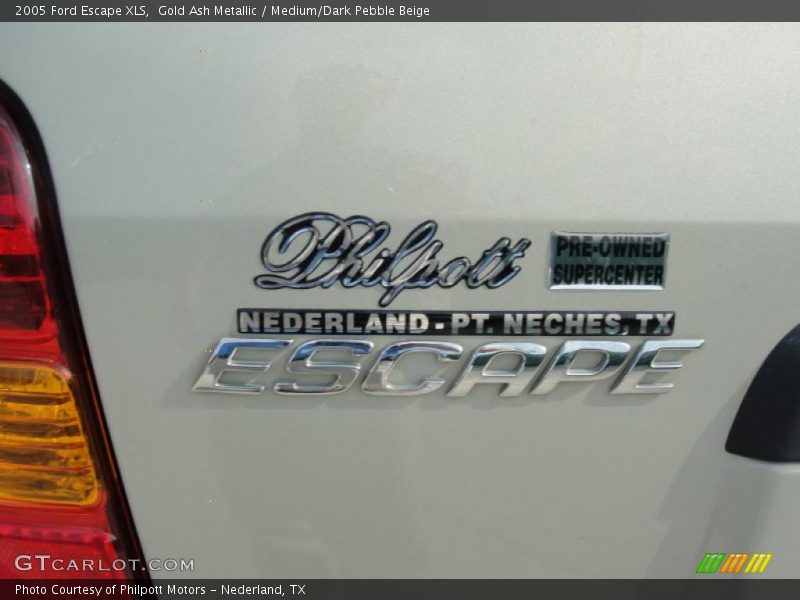 Gold Ash Metallic / Medium/Dark Pebble Beige 2005 Ford Escape XLS