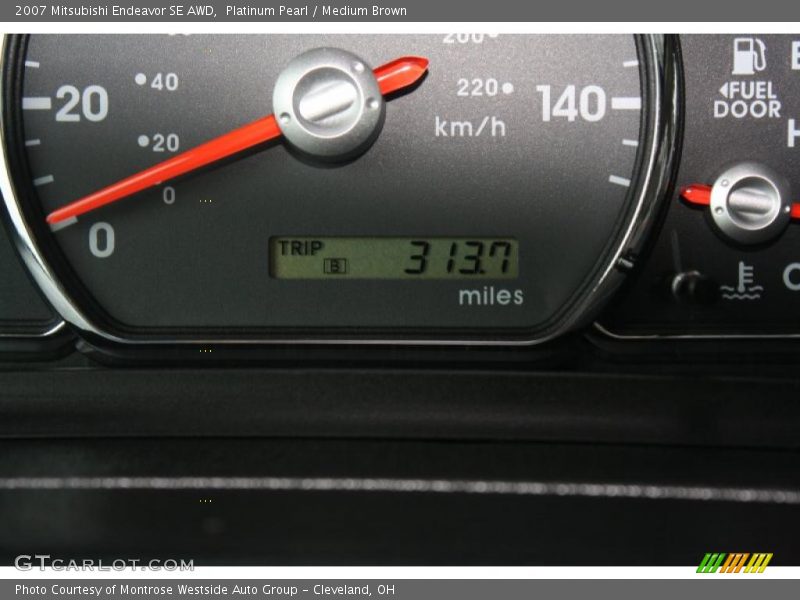Platinum Pearl / Medium Brown 2007 Mitsubishi Endeavor SE AWD
