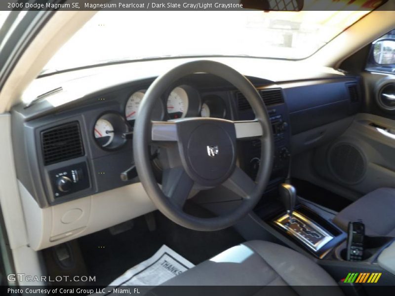 Magnesium Pearlcoat / Dark Slate Gray/Light Graystone 2006 Dodge Magnum SE