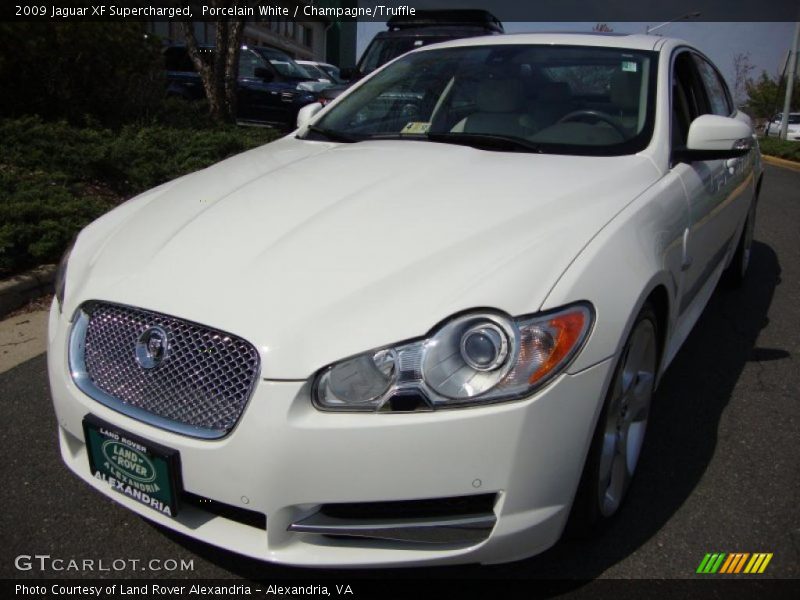 Porcelain White / Champagne/Truffle 2009 Jaguar XF Supercharged