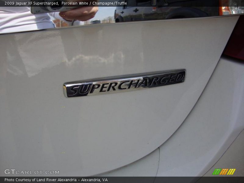 Porcelain White / Champagne/Truffle 2009 Jaguar XF Supercharged