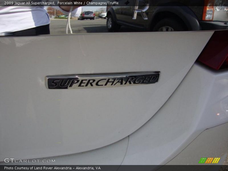 Porcelain White / Champagne/Truffle 2009 Jaguar XF Supercharged