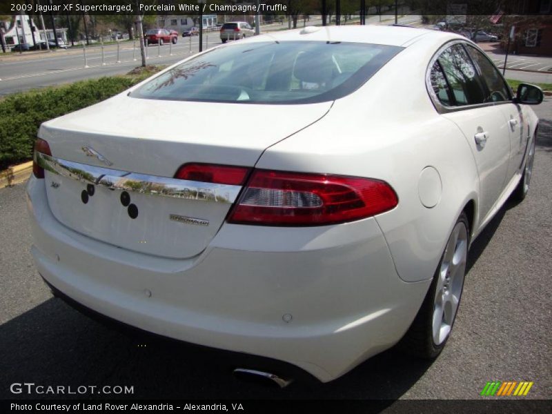 Porcelain White / Champagne/Truffle 2009 Jaguar XF Supercharged
