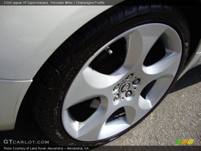 Porcelain White / Champagne/Truffle 2009 Jaguar XF Supercharged