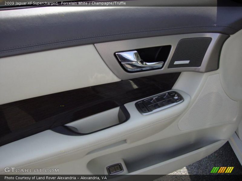Porcelain White / Champagne/Truffle 2009 Jaguar XF Supercharged