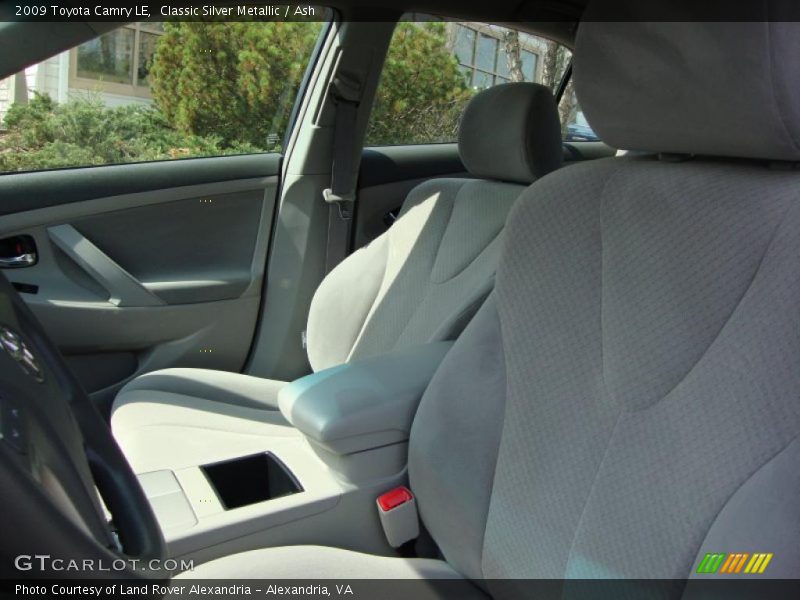 Classic Silver Metallic / Ash 2009 Toyota Camry LE