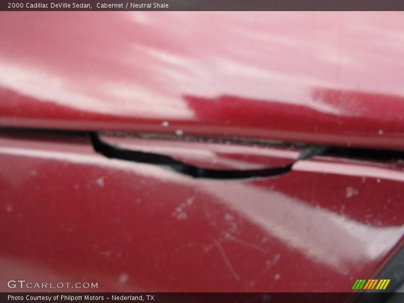 Cabernet / Neutral Shale 2000 Cadillac DeVille Sedan