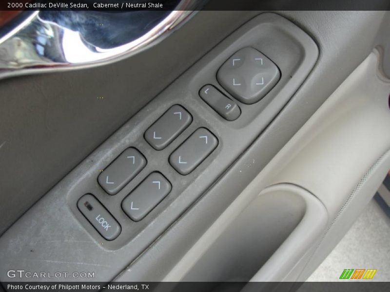 Cabernet / Neutral Shale 2000 Cadillac DeVille Sedan