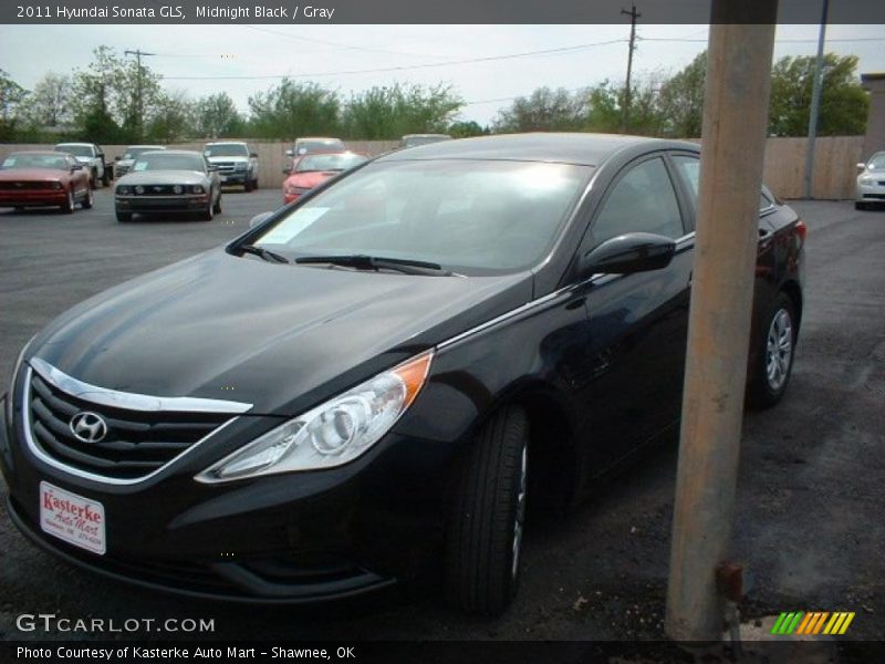 Midnight Black / Gray 2011 Hyundai Sonata GLS