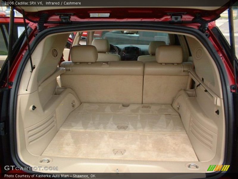  2006 SRX V6 Trunk