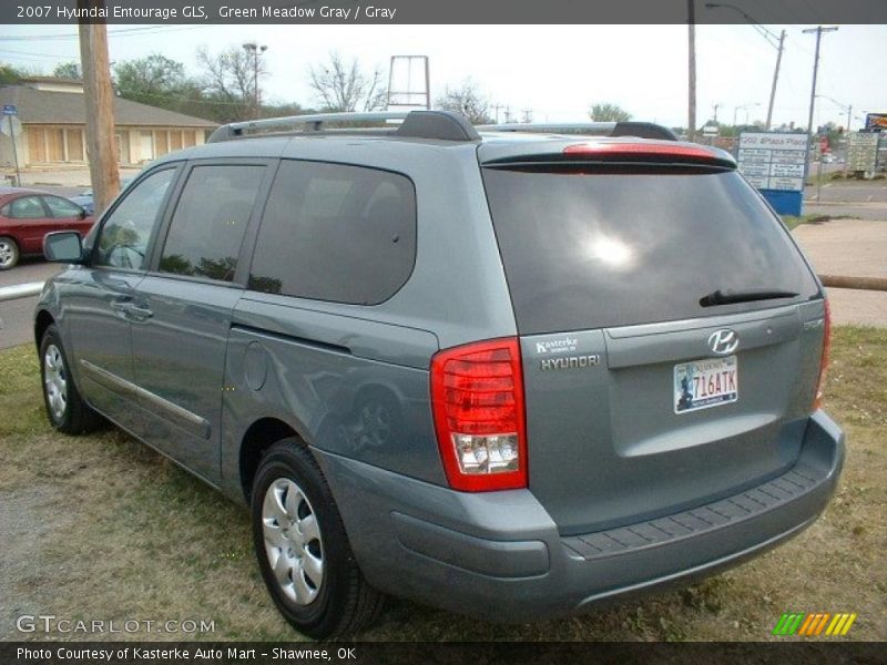 Green Meadow Gray / Gray 2007 Hyundai Entourage GLS