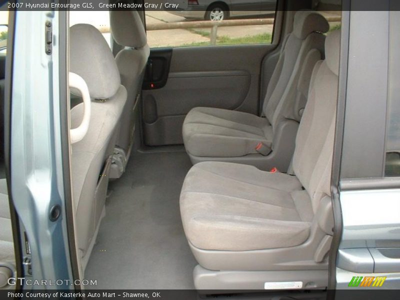 Green Meadow Gray / Gray 2007 Hyundai Entourage GLS