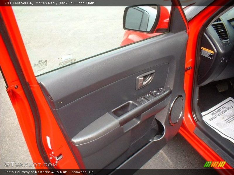 Molten Red / Black Soul Logo Cloth 2010 Kia Soul +