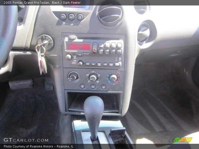Black / Dark Pewter 2005 Pontiac Grand Prix Sedan