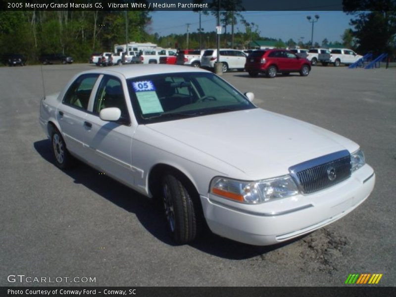 Vibrant White / Medium Parchment 2005 Mercury Grand Marquis GS