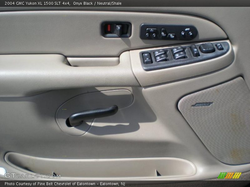 Onyx Black / Neutral/Shale 2004 GMC Yukon XL 1500 SLT 4x4